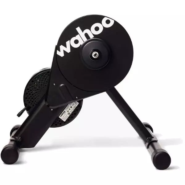 Wahoo KICKR CORE mit Zwift Cog und Click