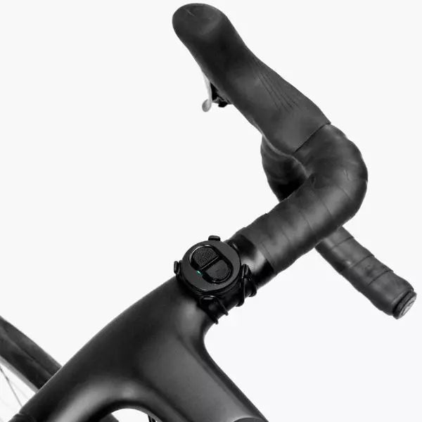 Wahoo KICKR CORE mit Zwift Cog und Click