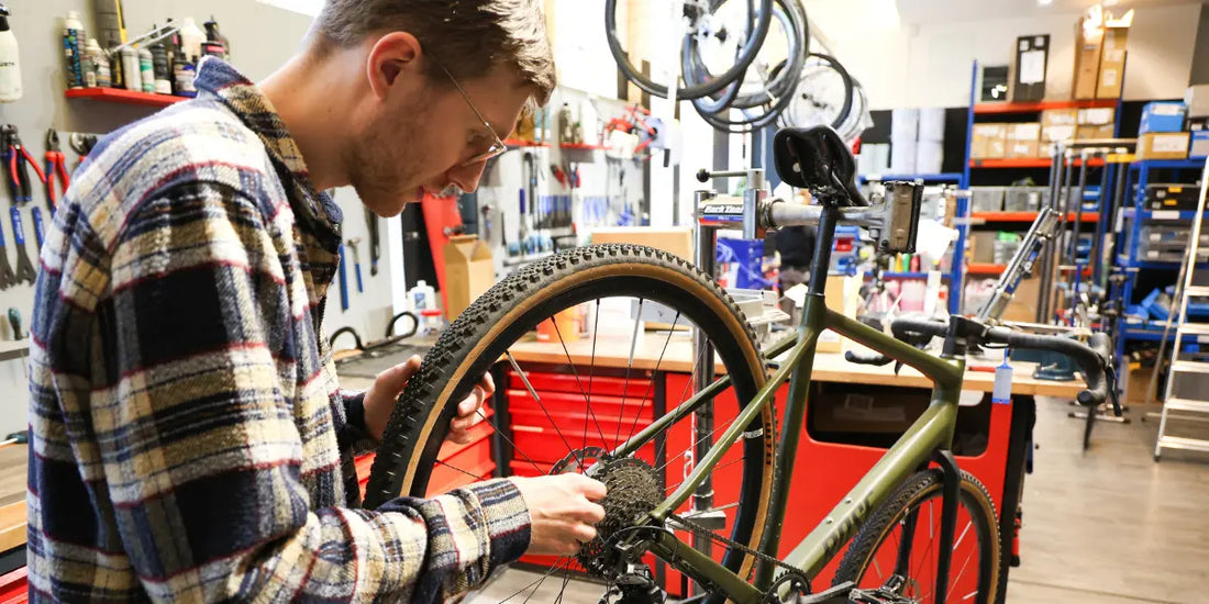 Warum eine Inspektion für dein Rennrad, Gravel Bike oder Triathlonrad unverzichtbar ist! 🚴‍♀️🔧